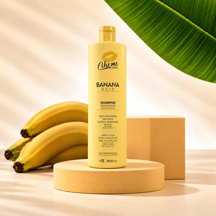 Shampoo Preparador Banana Acid Natural Luxe 1L Use Me Cosmetic — frasco profissional para preparo do realinhamento térmico